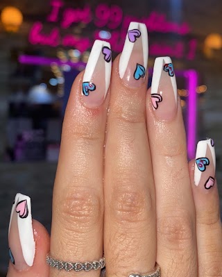 M1 Nails