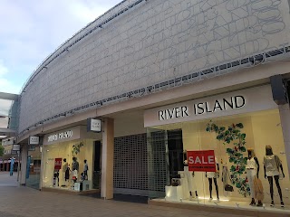 River Island