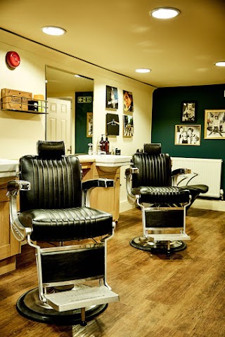 Bond’s Barbershop Winchester