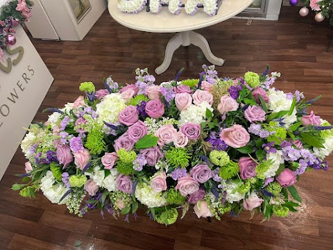 Suttons Florist Liverpool’s luxury florist.