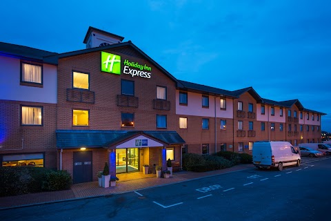 Holiday Inn Express Swansea - East, an IHG Hotel