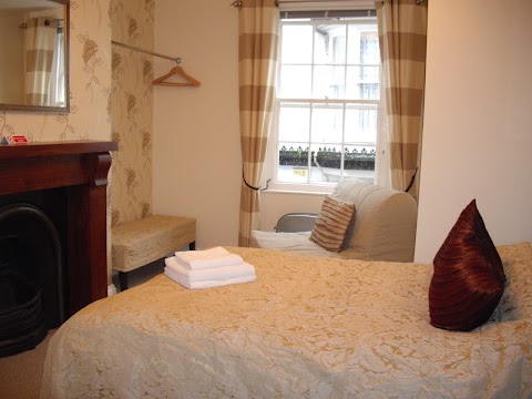 Just B Accommodation -Seventeen Town House