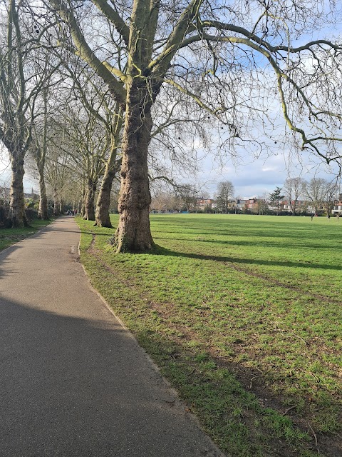 Lammas Park Play Centre Tippitoes Ealing