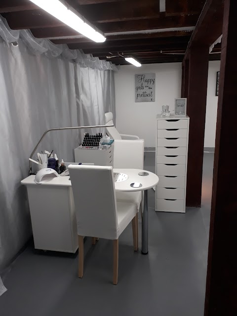 The Cute-ickle Nail Room