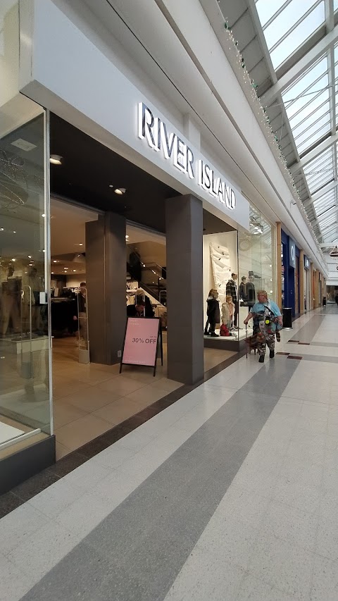 River Island