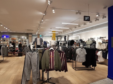 River Island Store