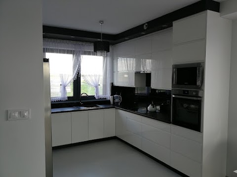 Fitted Kitchens London - Kitchen Cabinets UK