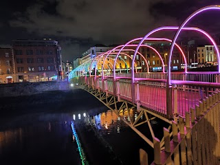 Eliza Lodge Temple Bar by theKeycollection.ie