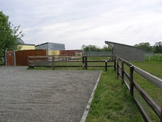 Happyhounds Dog Boarding Kennels