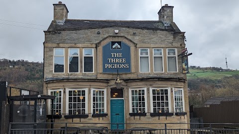 THE THREE PIGEONS ALE HOUSE