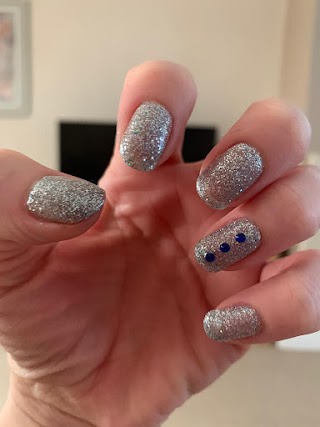 Beautiful Nails by Becky