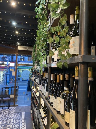 Glug Wine Shop & Bar