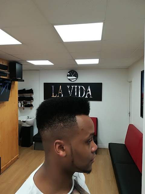 LA VIDA GENTS BARBER