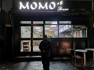 Momo's Diner