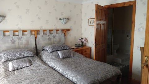 Hollingworth Lake Guest House