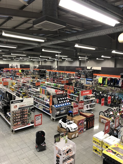 Halfords - Hinckley