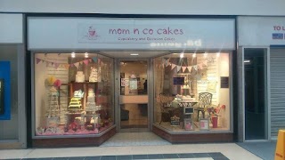 Mom N Co Cakes