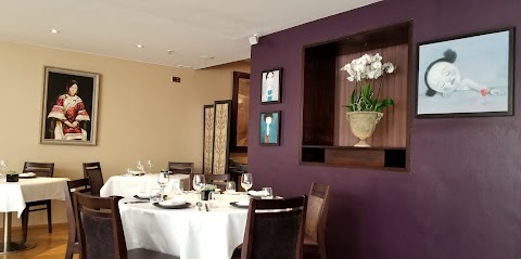 Le Chinois Restaurant and Bar