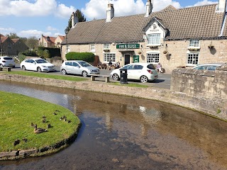 The Jug & Glass Inn