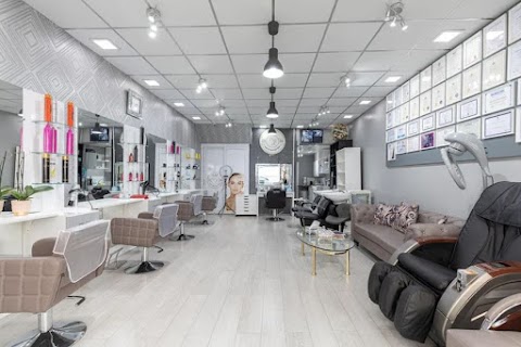 EZ Hair & Beauty Clinic