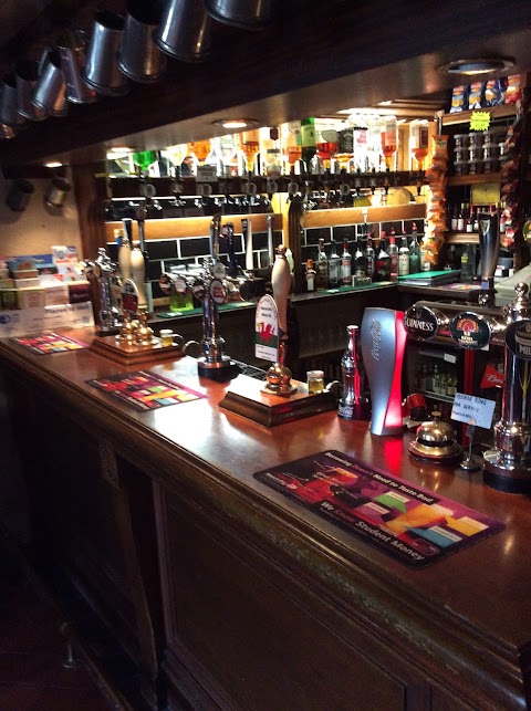 The Golden Lion (Middlewich) Ltd