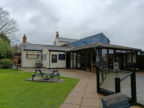 Narrow Boat at Weedon, Pub Restaurant, Bed & Breakfast Hotel