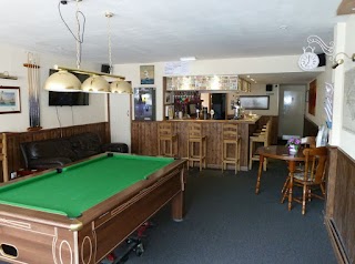 Dixie's Bar