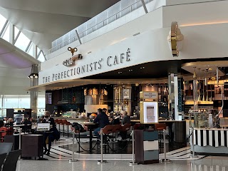 The Perfectionists’ Café