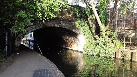 Camden Canals & Narrowboat Association - n.b. Tarporley