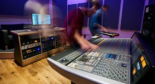 dBs Bristol | Institute of Sound & Digital Technologies - St Thomas St Campus