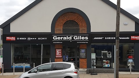 Gerald Giles