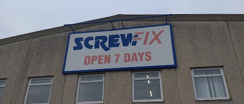 Screwfix Farnborough - Invincible Road