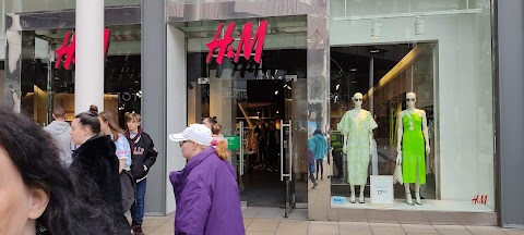 H&M