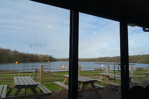 Lakeview Café at Horseshoe Lake