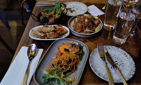 Khaosan Road Thai Tapas