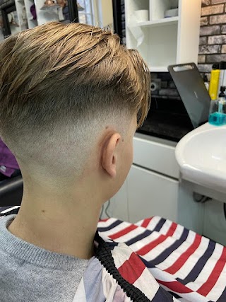 Euston Barber Cutting Bar