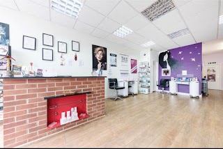 Tina’s Hair and Beauty Ltd