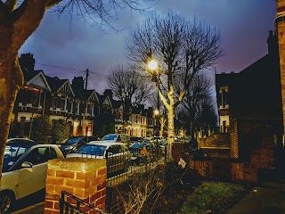 Lonsdale Supermarket East Ham