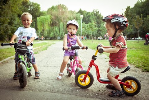 Інтернет-магазин Child-bike.com.ua. Біговели і Велосипеди