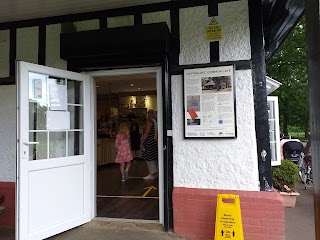 Tooting Bec Common Cafe