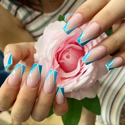 Alice Nail Bar & Beauty