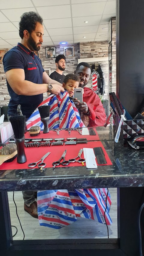 Magic Cut Barber Shop - Haircuts and Beards, Hot Towel Shave Wokingham