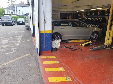 Kwik Fit - Wallington