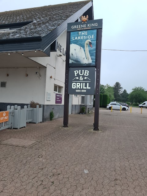 The Lakeside - Pub & Grill
