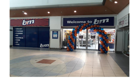 B&M Store