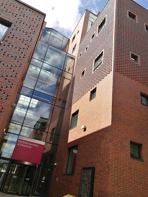 Sheffield Institute of Education, Charles St Building