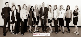 Bracey's Accountants