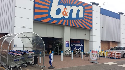 B&M Store