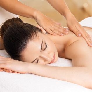 Holistic Hideaway Massage Therapist Lyndhurst