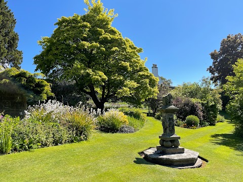 Inveresk Lodge Garden